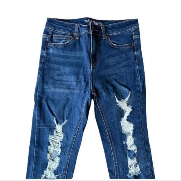 Wild Fable High-Rise Distressed Skinny Jeans
Sz 2 - Picture 5 of 10